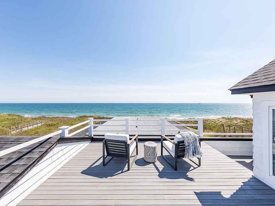 Montauk Beachfront Retreat — Montauk
